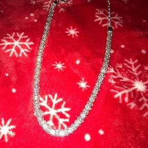 Silver classy necklace